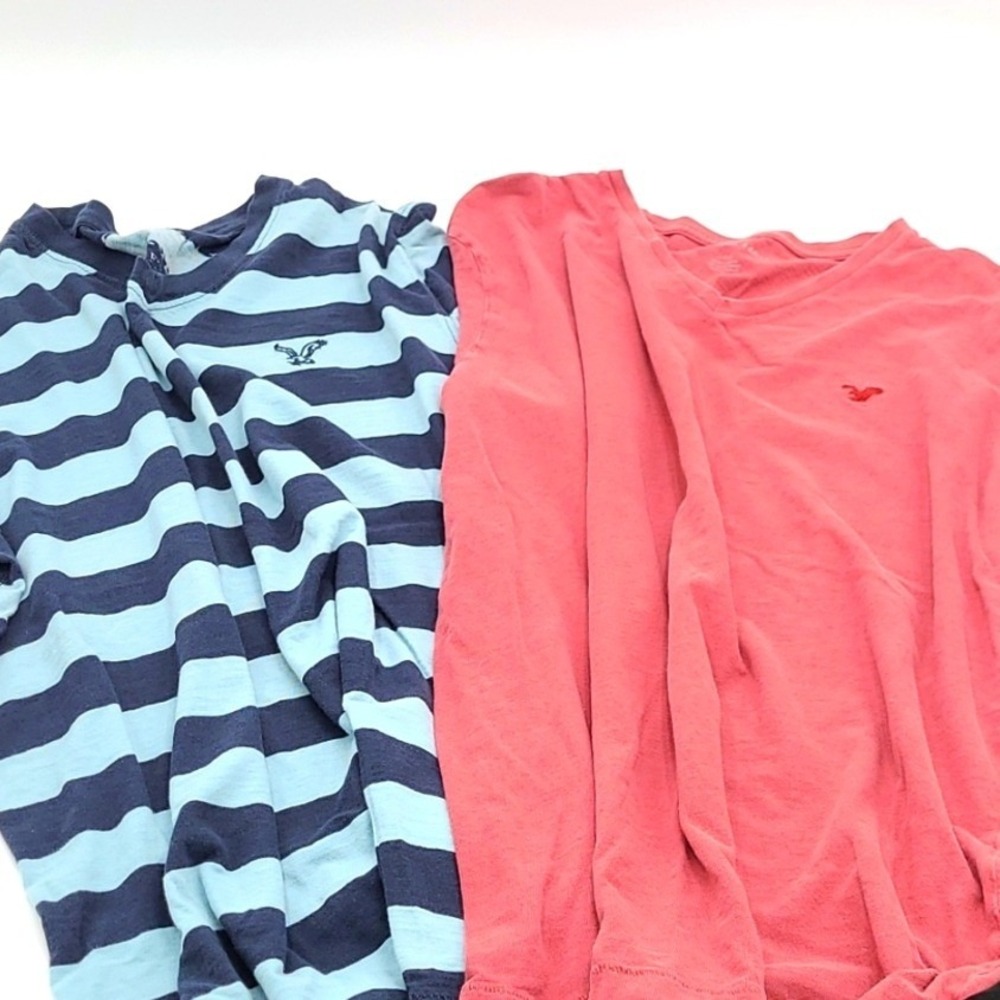 Lot of 2 American Eagle Mens V-Neck T-Shirts Large Striped Blue Red Athletic Fit